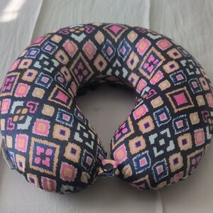 Geometric Patterned Neck Pillow